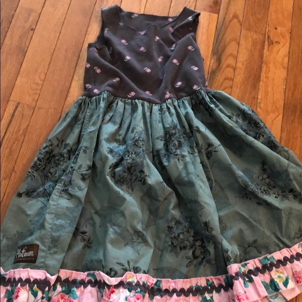 Matilda Jane platinum 4/4 Size 10 Dress VGUC